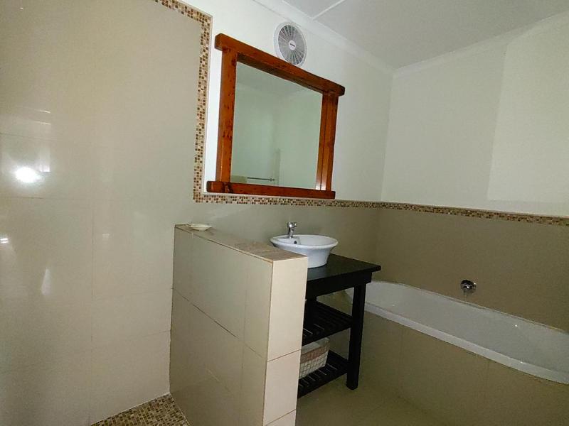 5 Bedroom Property for Sale in Prince Alfred Hamlet Western Cape